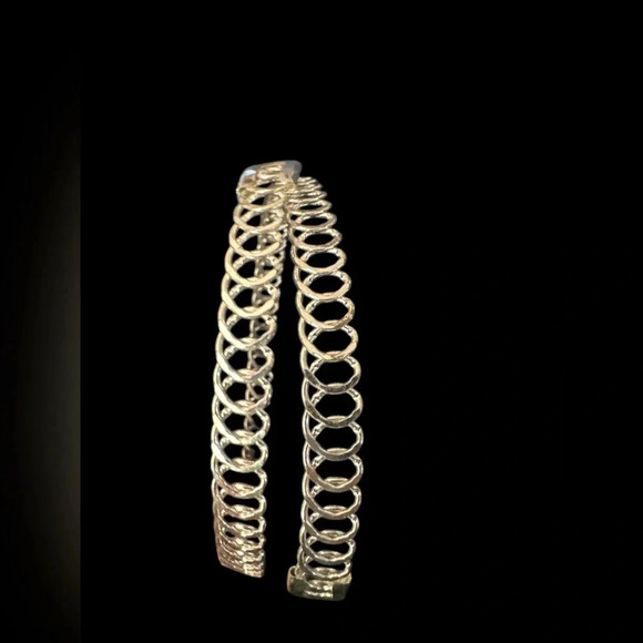 Costume silver colored choker necklace - Picture 3 of 3